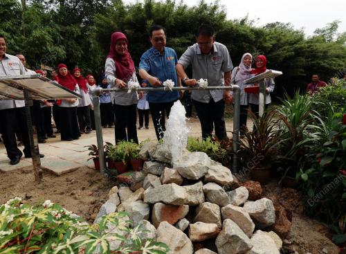 PROF. DATUK IR Ts DR AHMAD FAUZI ISMAIL