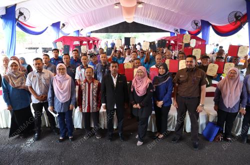 WAN MUHAMMAD AZNAN ABDULLAH