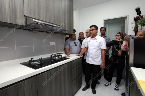 AKMAL NASRULLAH MOHD NASIR