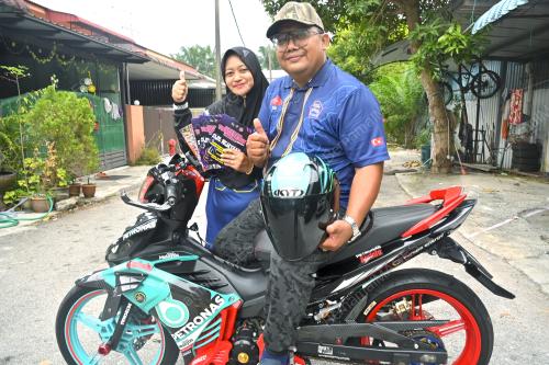 WAHYU HIDAYAT JAPAR