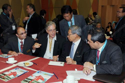 JB01_06122012_WIEF_KE8