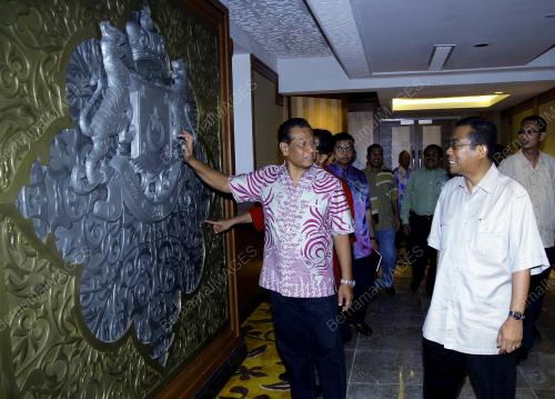 ABDUL GHANI OTHMAN