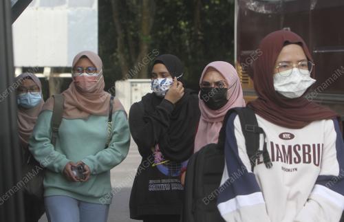 PELAJAR DIBENARKAN PULANG
