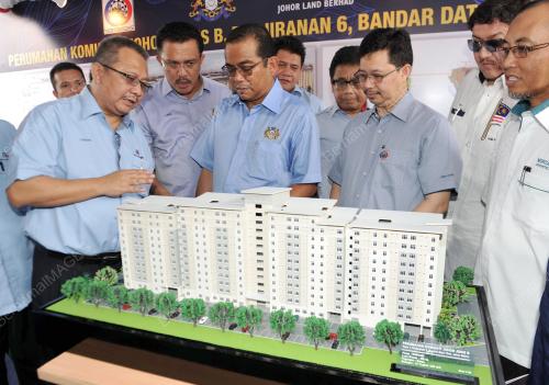 JB01_07092014_RUMAH_JCORP