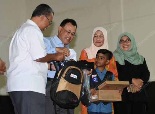 JB01_07122018_SEKOLAH