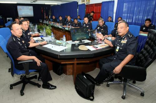 JB01_08012014_POLIS_MARIN
