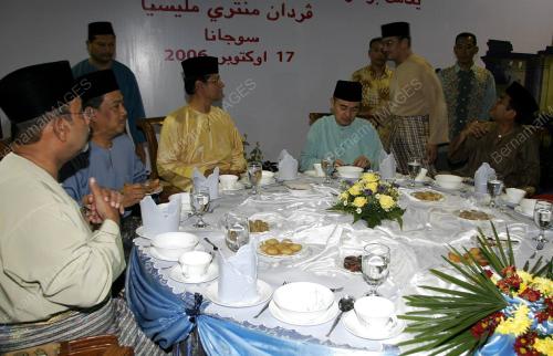 ABDULLAH AHMAD BADAWI.