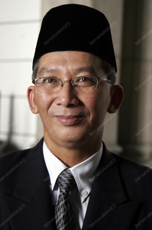DATUK ABDUL LATIFF YUSOF