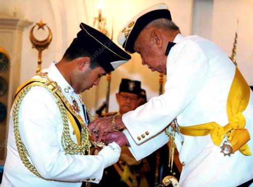 SULTAN ISKANDAR