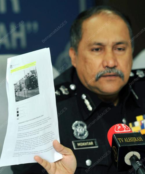 JB01_08052013_FB_FITNAH_POLIS