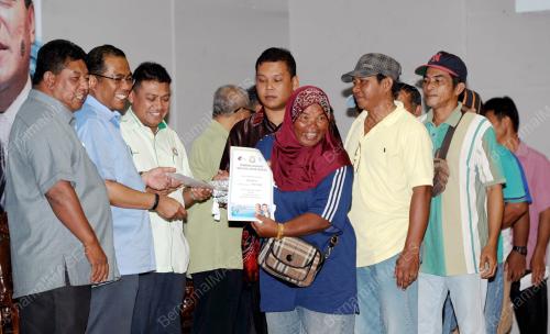 JB01_08052015_NELAYAN