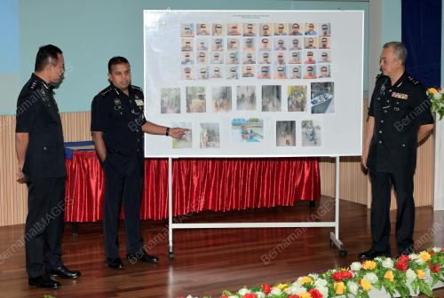 DATUK AYUB KHAN MYDIN PITCHAY