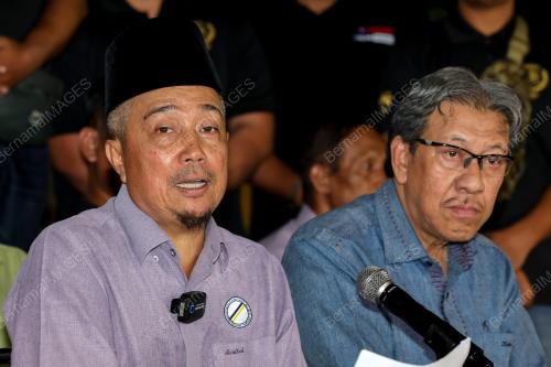 ABDULLAH MD YUSOF