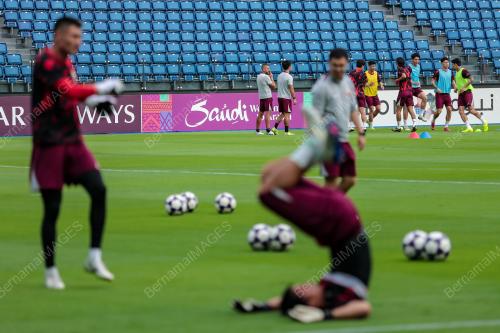 LATIHAN SHANGHAI PORT