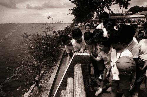 PELAJAR SEKOLAH KEBANGSAAN WOODLANDS