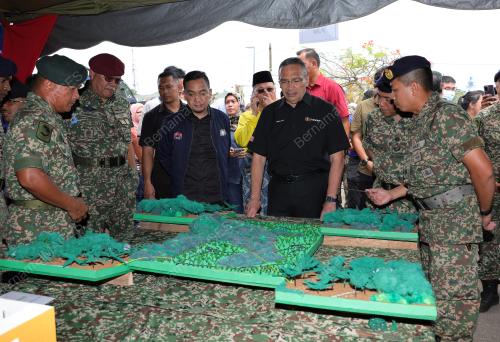 DATUK SERI HISHAMMUDDIN TUN HUSSEIN