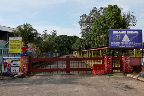 SEKOLAH_INFLUENZA