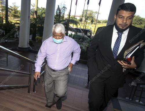 DATUK MOHD TAMRIN ABDUL GHAFAR