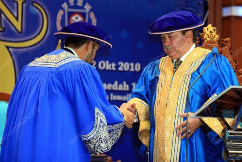 SULTAN JOHOR TENGKU ISMAIL IBRAHIM
