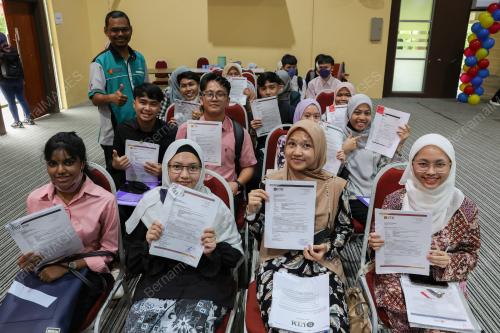 UTM TERIMA PELAJAR BAHARU SESI AKADEMIK 22/23