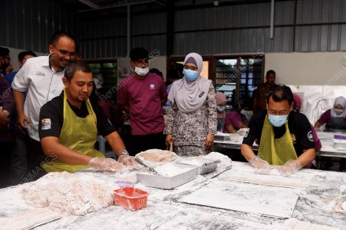DATUK CHE ABDULLAH MAT NAWI
