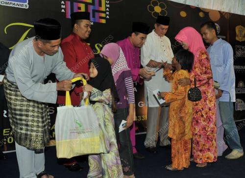 JB01_11082012_BERBUKA_PUASA