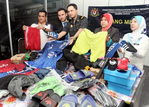 JB01_11082016_ADIDAS_TIRUAN