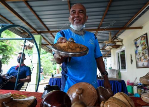 GASING FELDA KAMPUNG TENANG