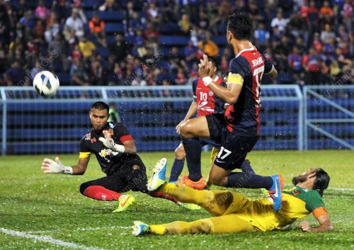 JB01_12042015_LIGA_PERDANA