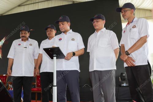 DATUK ONN HAFIZ GHAZI 