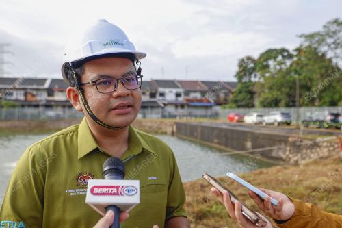 AKMAL NASRULLAH MOHD NASIR