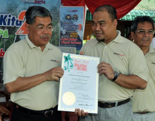 JB01_12122012_MBR_POKOK_BAKAU