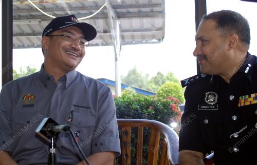 JB01_13012011_HISHAMMUDD_1432