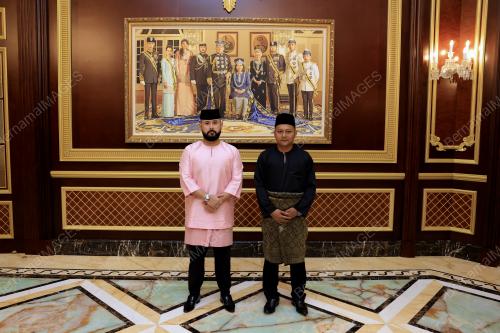 TUNKU MAHKOTA ISMAIL