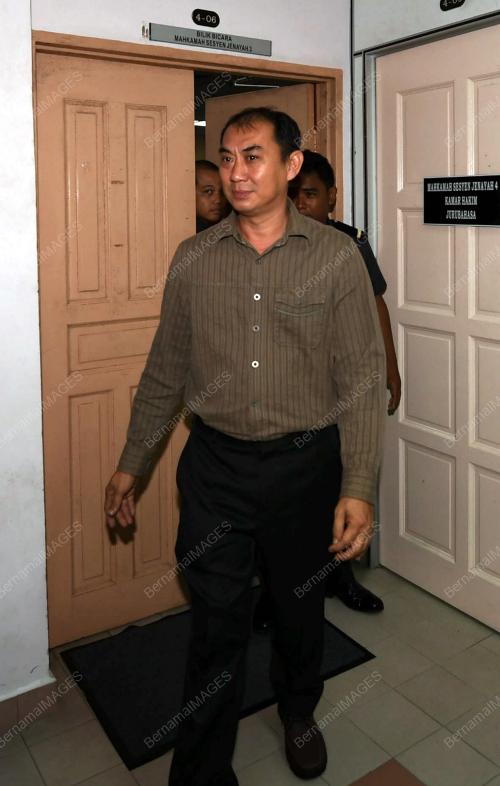 JB01_13082018_KES_BUANG_SAMPAH_BN201808125603
