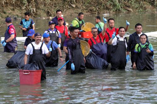 DATUK ONN HAFIZ GHAZI