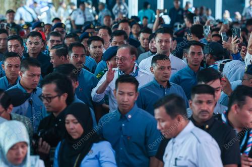 DATUK SERI ANWAR IBRAHIM