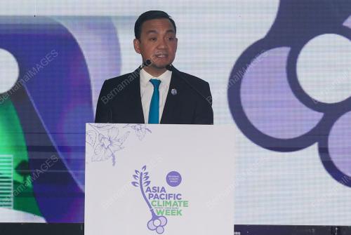 DATUK ONN HAFIZ GHAZI