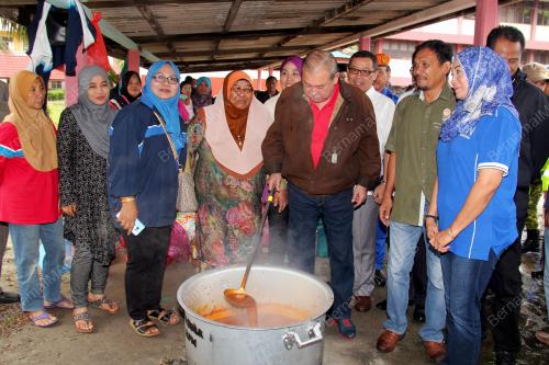 JB01_14012018_BANJIR_MERSING