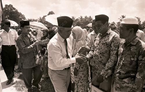 JB01_140390_RAKYAT