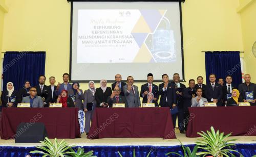 MOHD KHAIRUZAMRI M. SALLEH