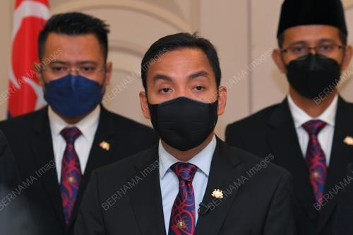 DATUK ONN HAFIZ GHAZI 