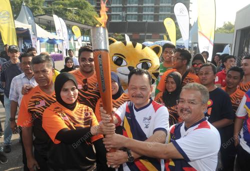 JB01_14052017_LARIAN_OBOR