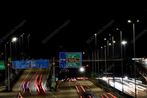 LEBUHRAYA_GUDANG