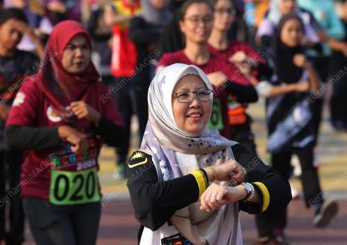 DR ZALIHA MUSTAFA