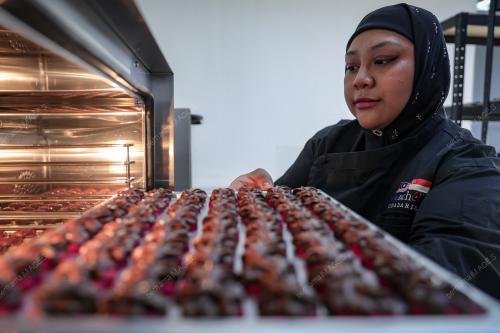 NUR SYAFAWANI ADNAN