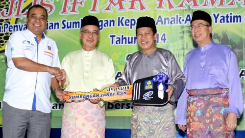 JB01_15072014_PENYERAHAN_VAN_JENAZAH