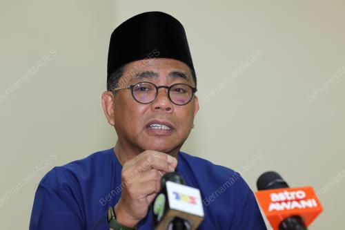 DATUK SERI MOHAMED KHALED NORDIN 