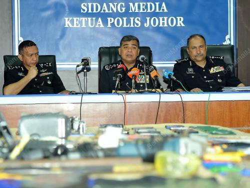 JB01_15112013_KHALID_JOHOR