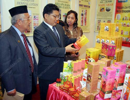 MAULIZAN BUJANG